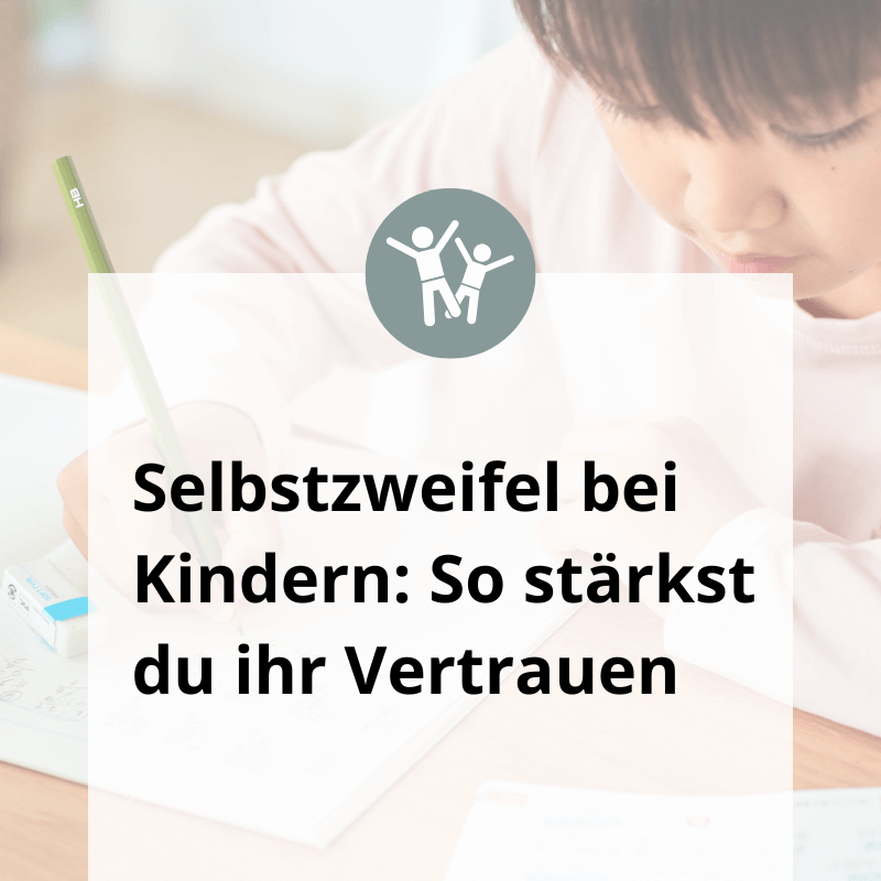 Kind sitzt nachdenklich an den Hausaufgaben – Tipps gegen Selbstzweifel bei Kindern
